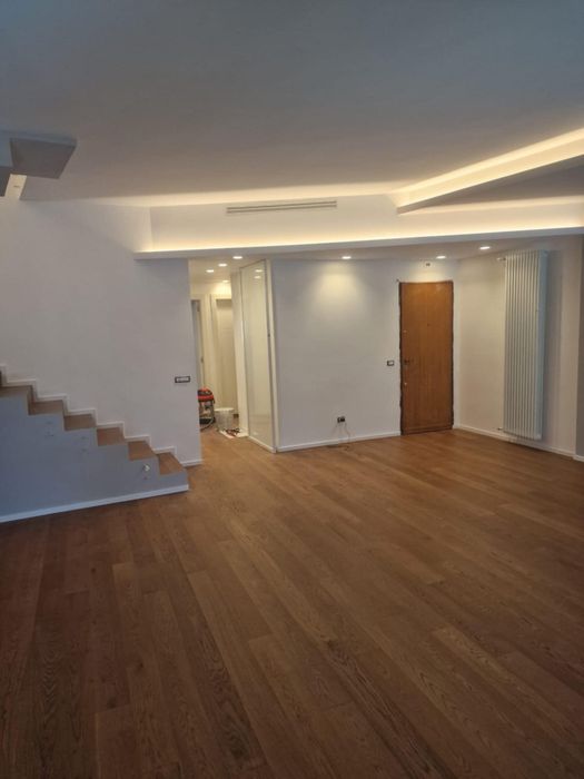 Echipa construcții interioare