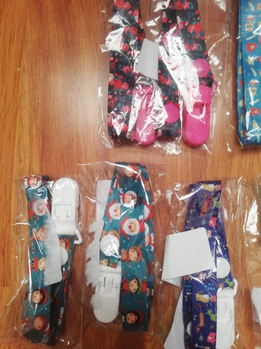 Clipsuri pentru suzeta. Prinzatoare suzeta.