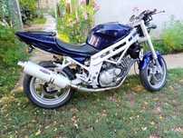 Motocicleta hyosung gt650
