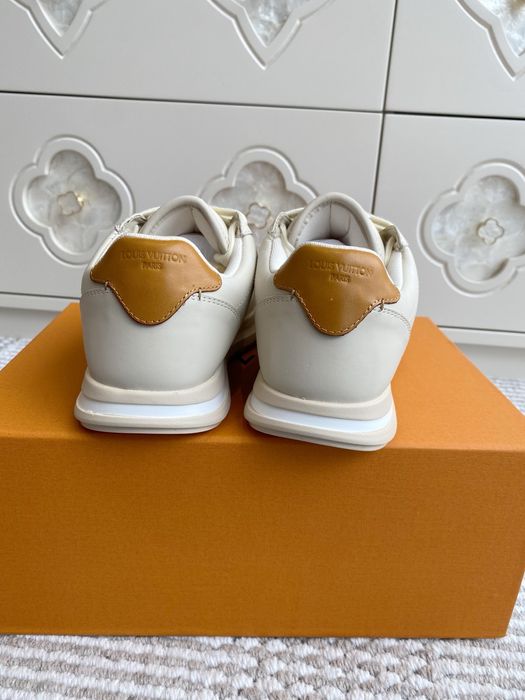 Adidasi Louis Vuitton, tip Premium