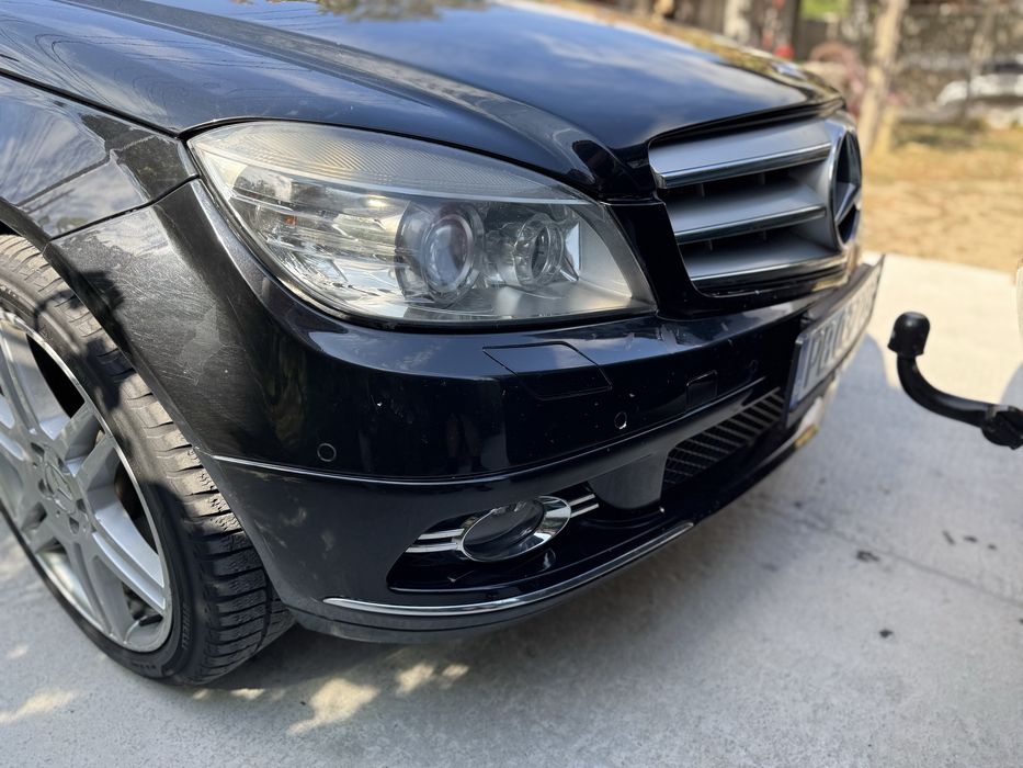 Предна и задна и прагове броня MERCEDES W204