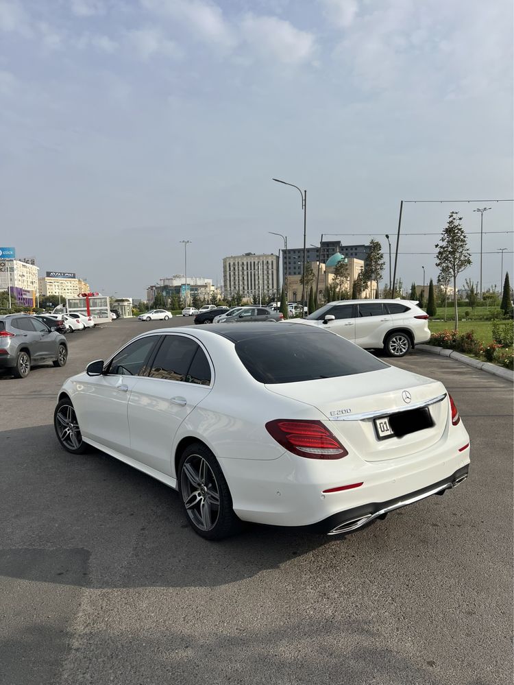 Mercedes Benz E200, W213.