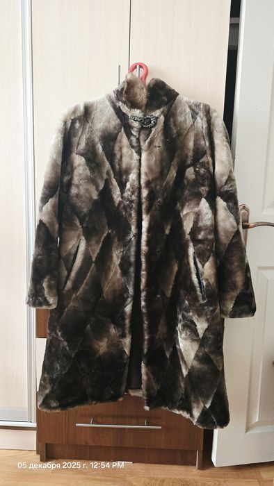 Продам шубу натуральную
