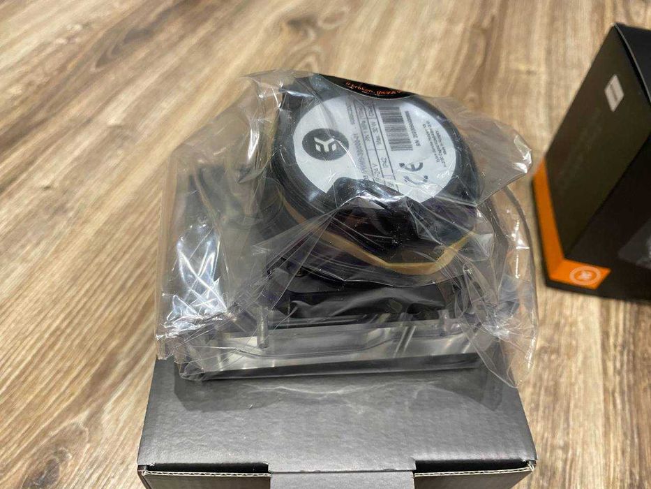 Резервуар с помпой для СВО EK-Quantum Kinetic FLT 120 DDC и FLT 80 D5