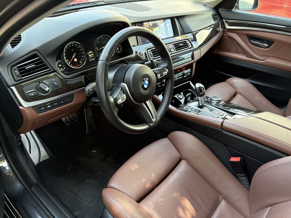 BMW 520d M Pack 2016 full impecabil