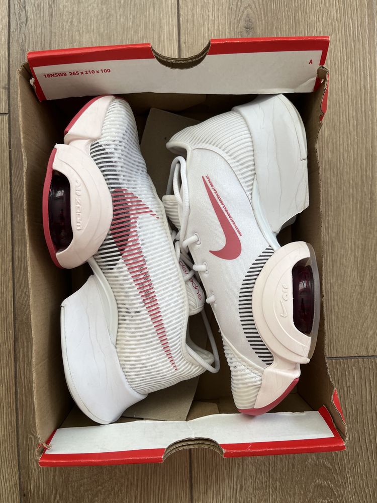 Nike air zoom superrep 36.5