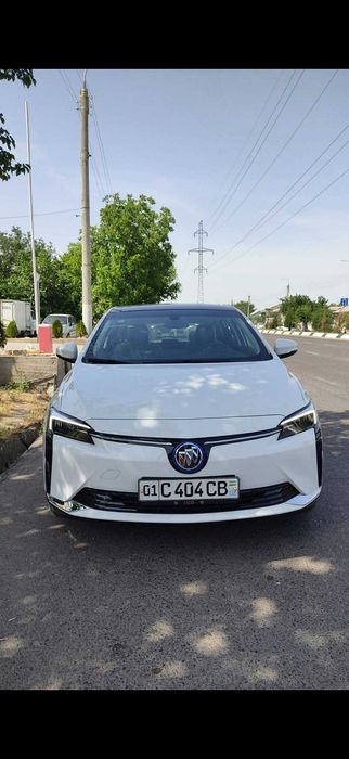 BUICK VELITE 6 сотилади (15.500)