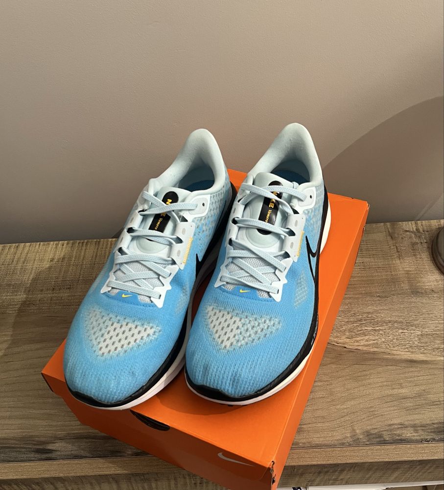Nike Vomero 17 Men,s Road Running Shoes