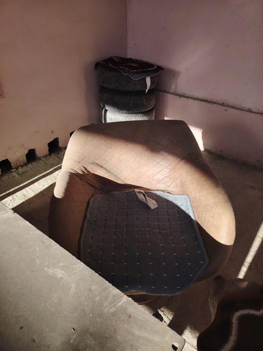 Stoll va kreslo sotiladi
