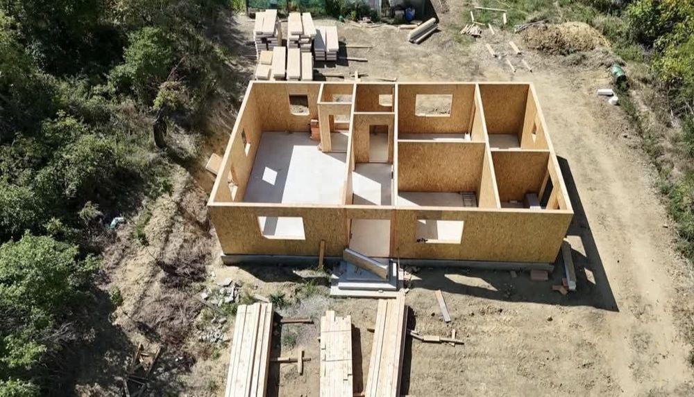 Vand cabane pe structura din lemn