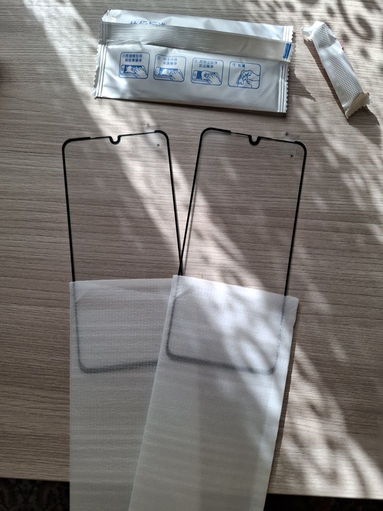 Защитное стекло на модель RMX 1971 Realme