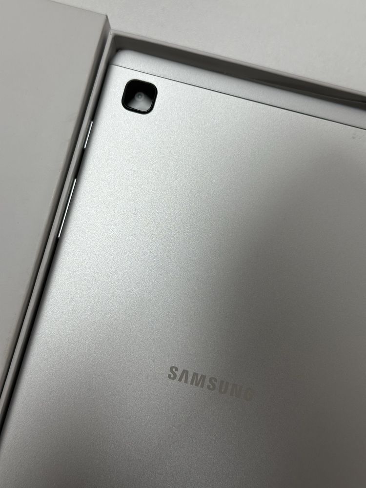 В продаже:Samsung A7Tab Lite