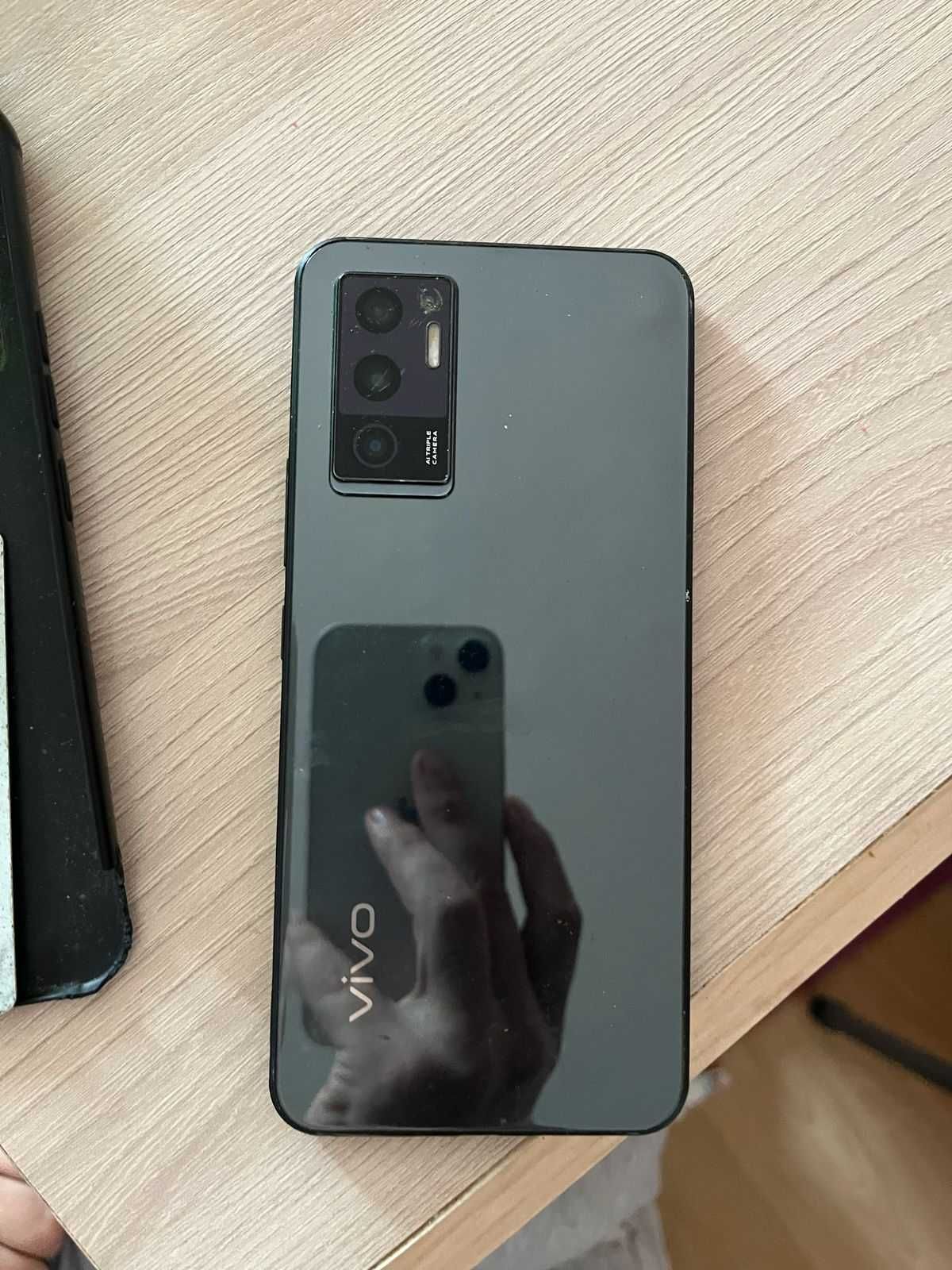 Vivo V 23E в нормальном состоянии продам