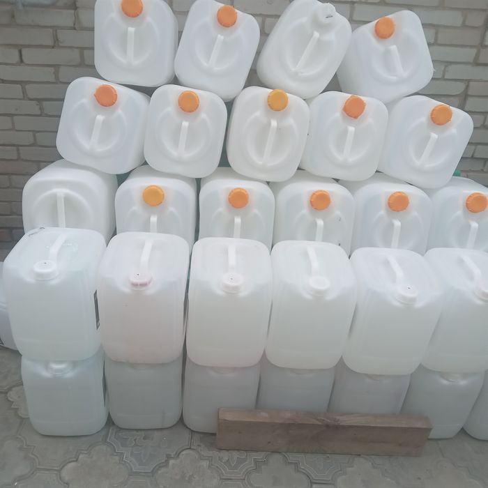 Продам канистры 20л.30л.В идеальном состоянии.