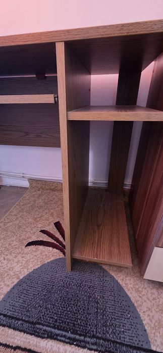 Birou simplu din pall