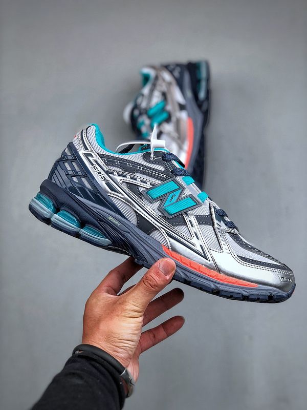 Нови маратонки New Balance 1906U The Whitaker Group Willful Bias Blue
