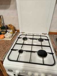 Продам газовую 4-х комфорочную кухонную плиту  (ARISTON)