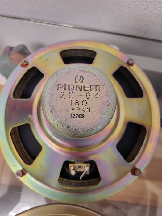 Difuzoare Pioneer 16 Ohmi, magneți Alinco