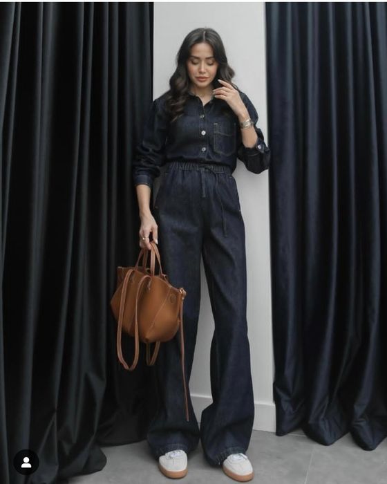 Женская одежда. Джинсы