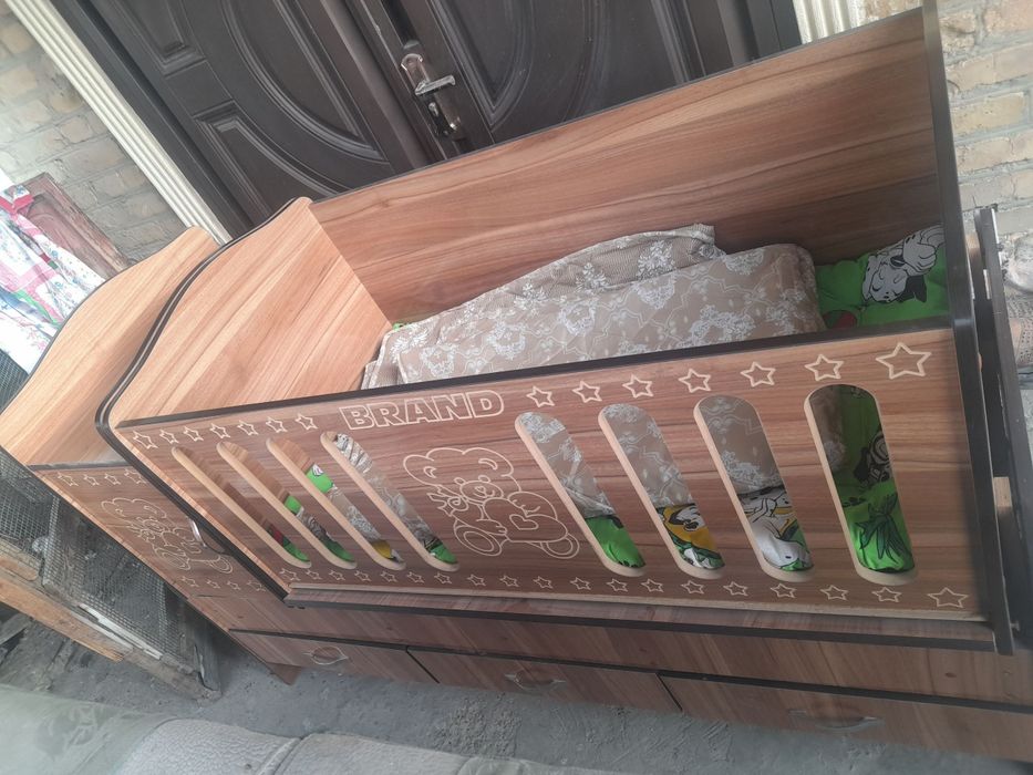 детские кроват сотилади