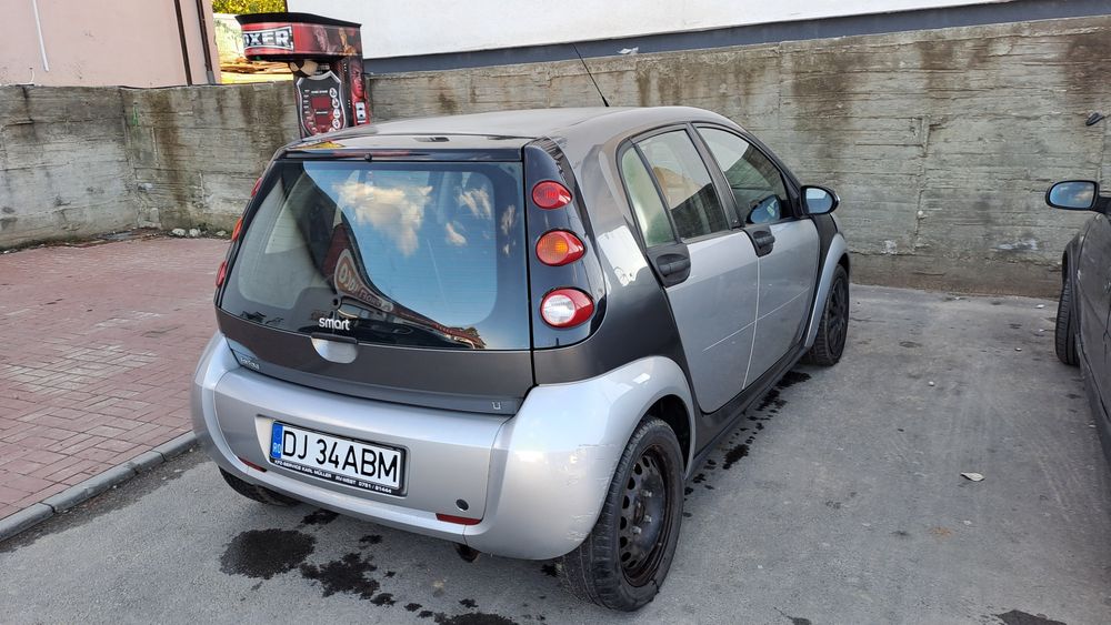 Vand smart forfour 1.1 benzina