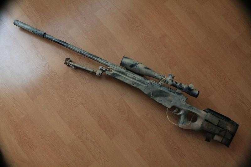 Vand pusca mitraliera PUTERNICA - arma airsoft SNIPER pistol real arc
