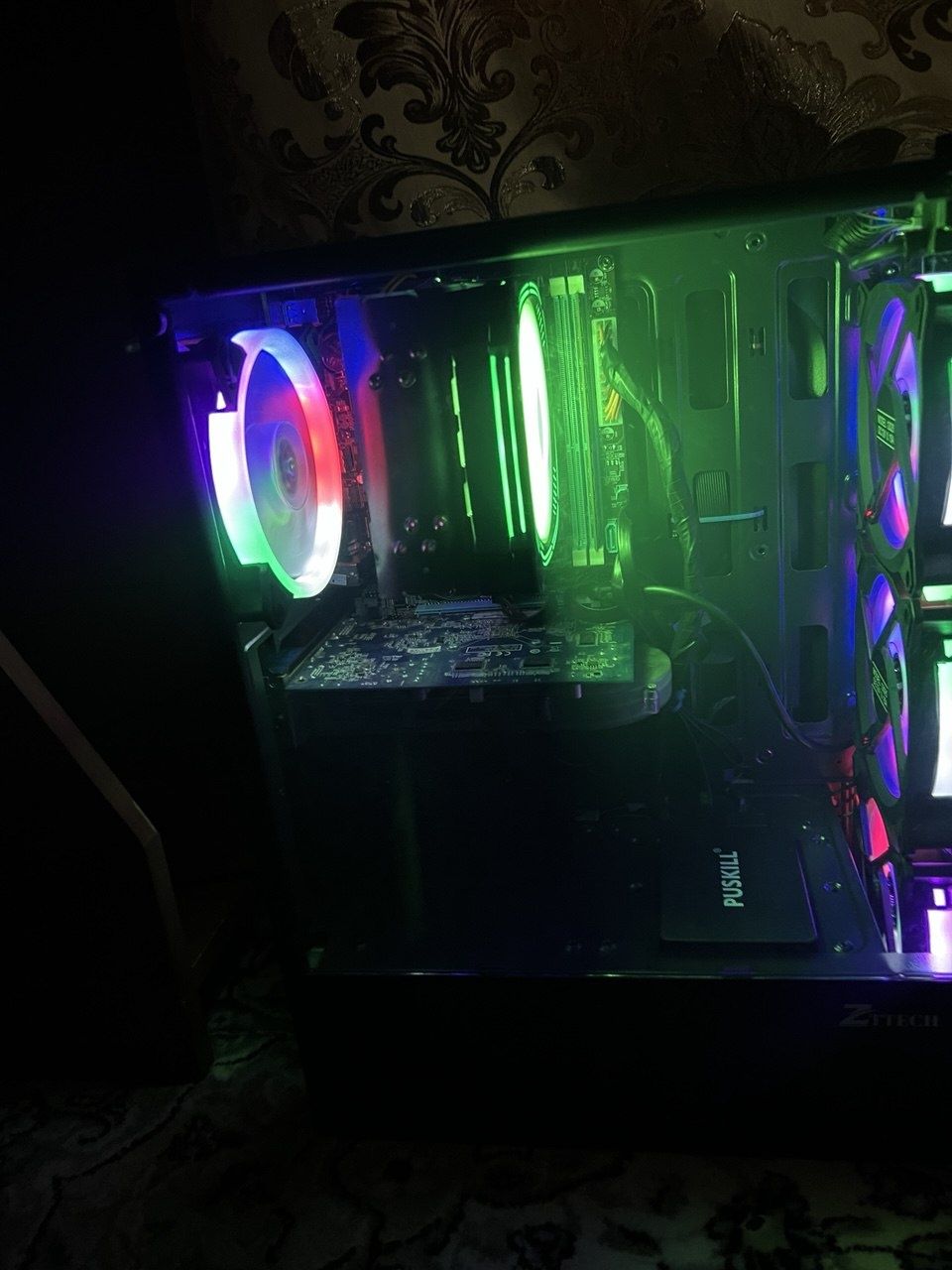 Компьютер i3 / 4 ГБ / 1 ТБ / Radeon — для работы, учёбы, фильмов