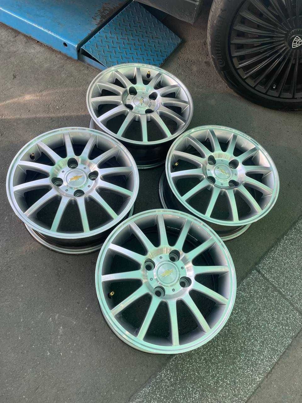 Optra Saka Diska 15R 4/114.3 6J