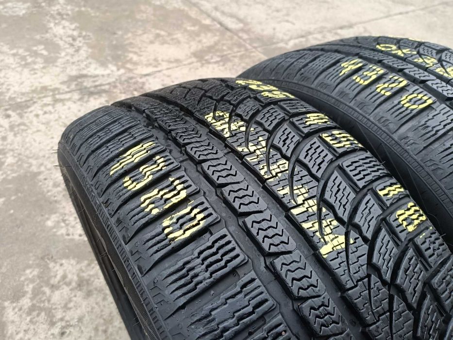 Doua anvelope de iarna 235 45 18 nokian WRa4 profil 8 mm 2020