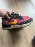 Детски маратонки Nike/ Кресло FEYDOM