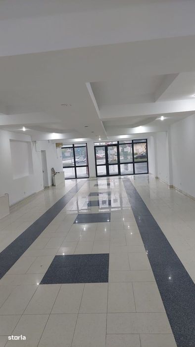 Spatiu comercial - vis a vis de Hilton