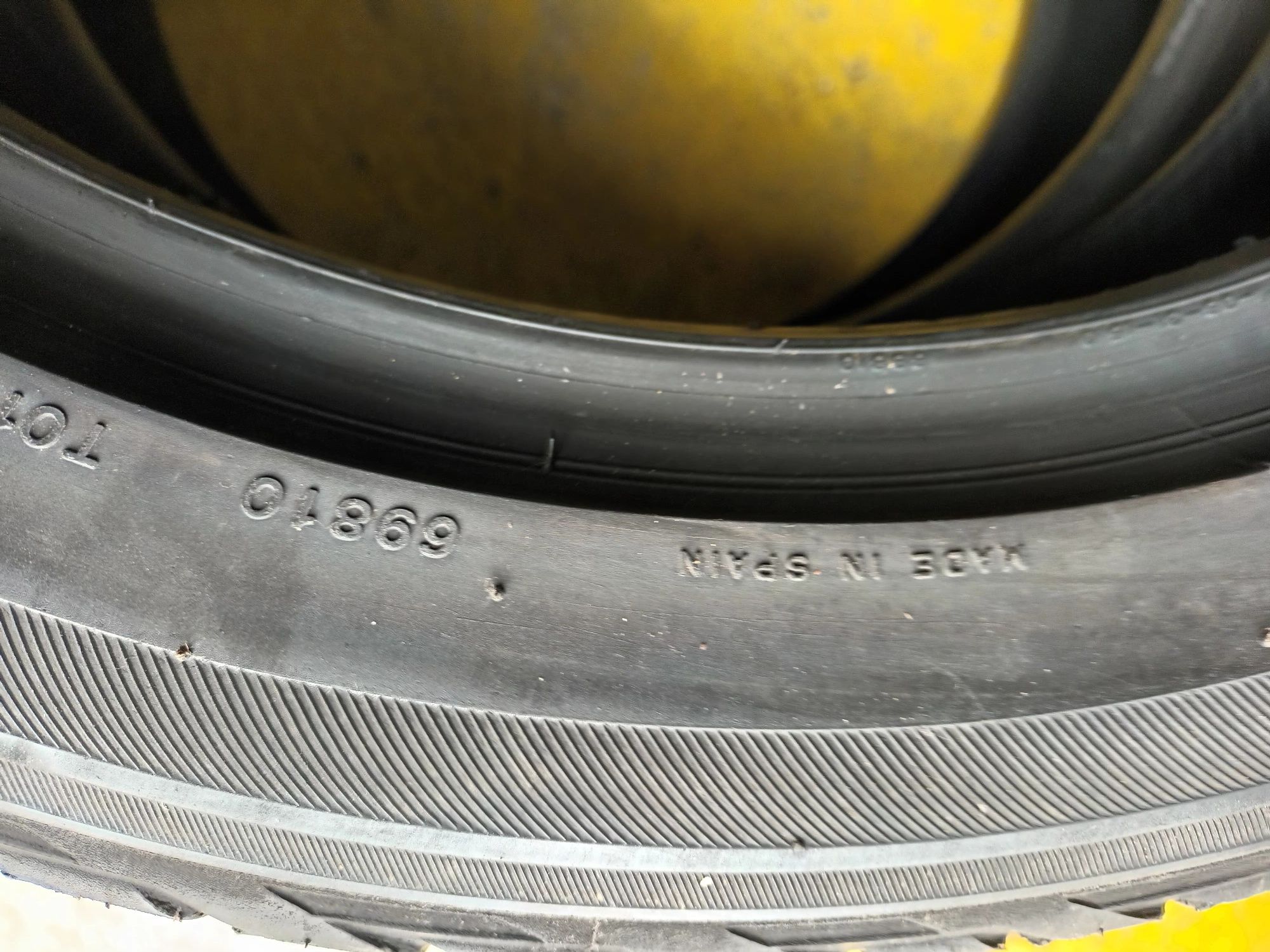 215 50 R 18 92W BRIDGESTONE ДОТ 1317