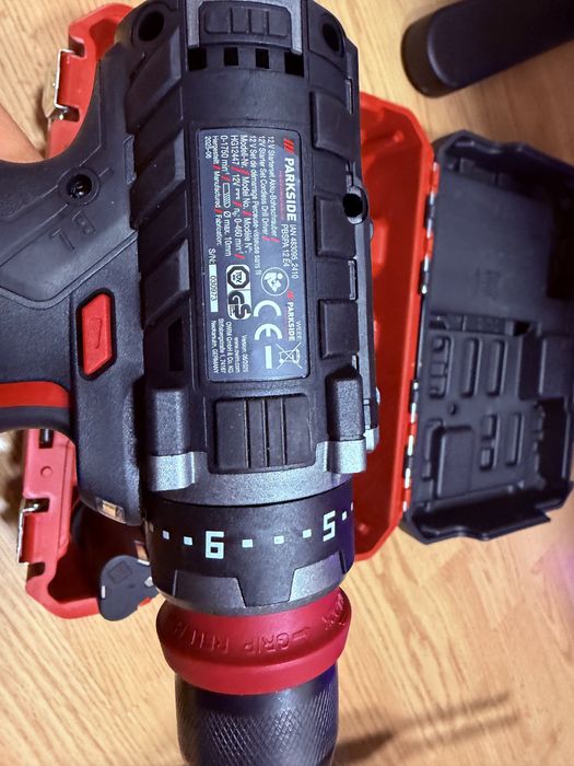 Parkside Performance PSBSPA12-E4 - акумулаторен винтоверт с 2 батерии