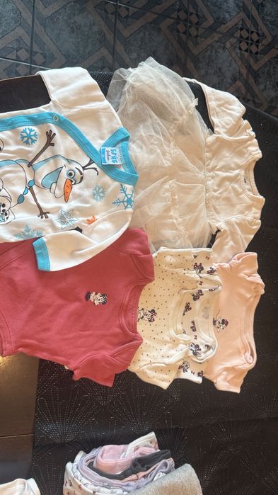 Дрехи размер 56 за момиче