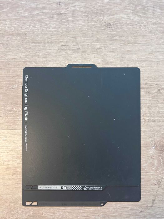 Imprimanta 3D Bambu X1C cu AMS