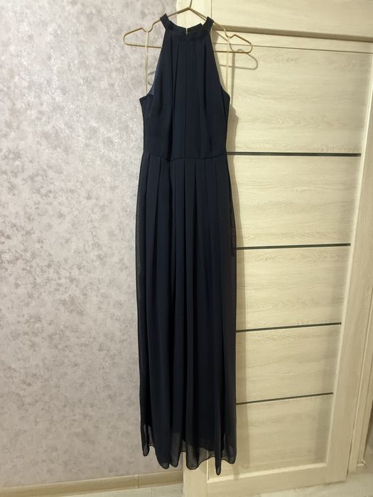 Вечернее платье в пол размер хс-с