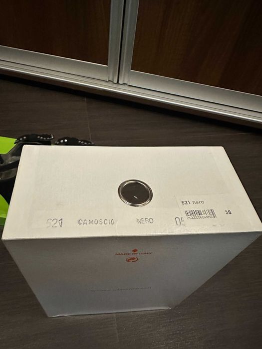 Елегантни Италиански Дамски сандали 38 номер