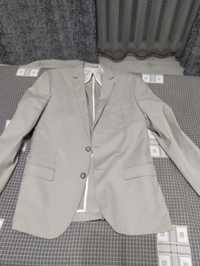 Пиджак белый 50-52 размер  L