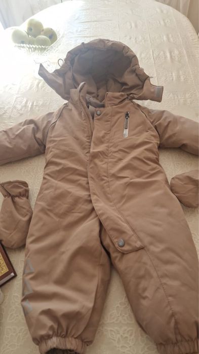 Продам детский комбинезон размер 80 в отличном состоянии. Одевали один