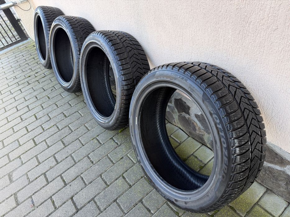 Pirelli sottozero 3 iarna 225 45 18