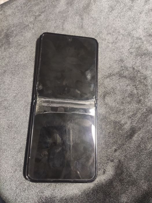 Vând telefon Samsung z stricat