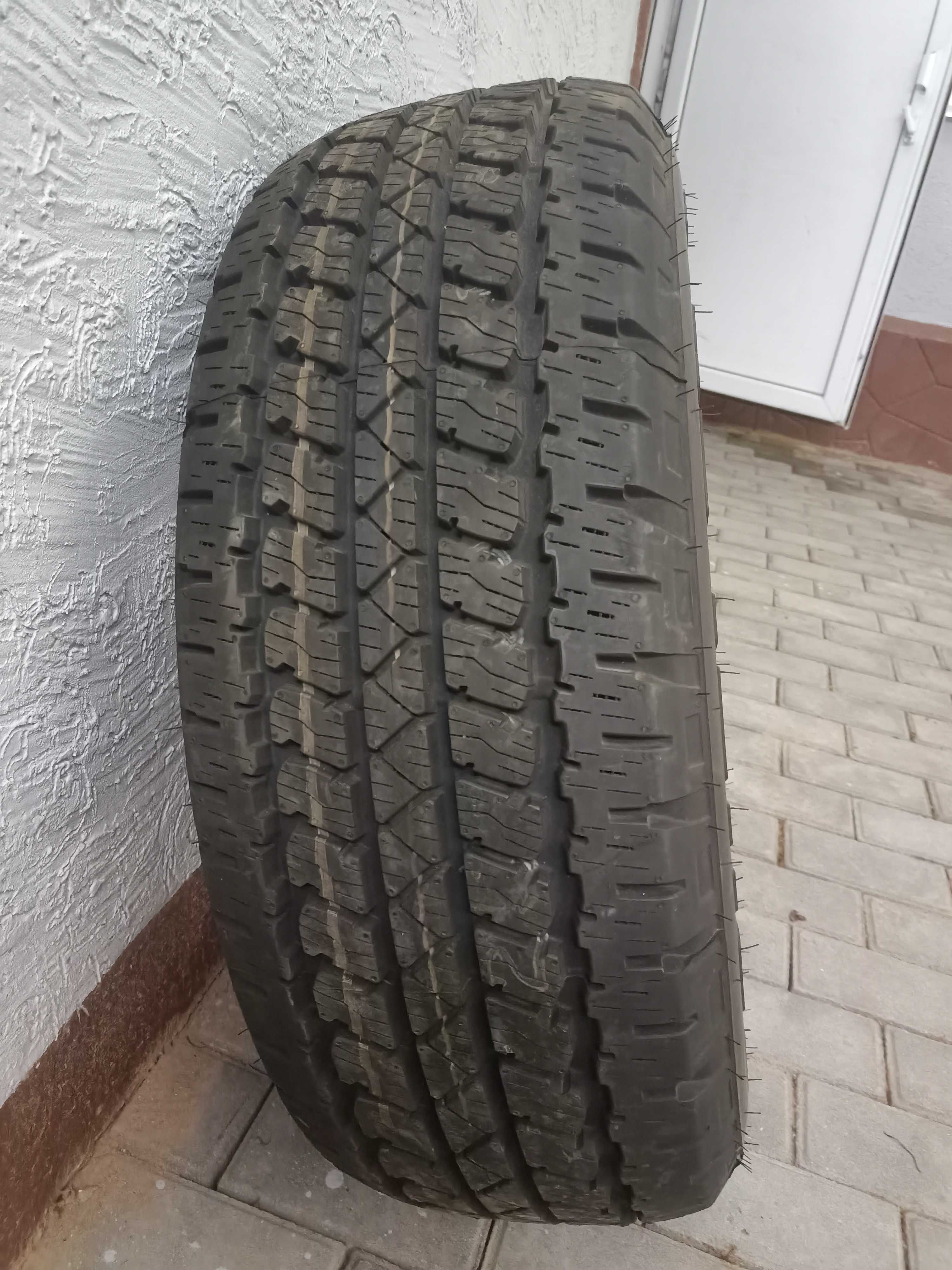 Продам шины Bridgestone Dueler 255/65 R17