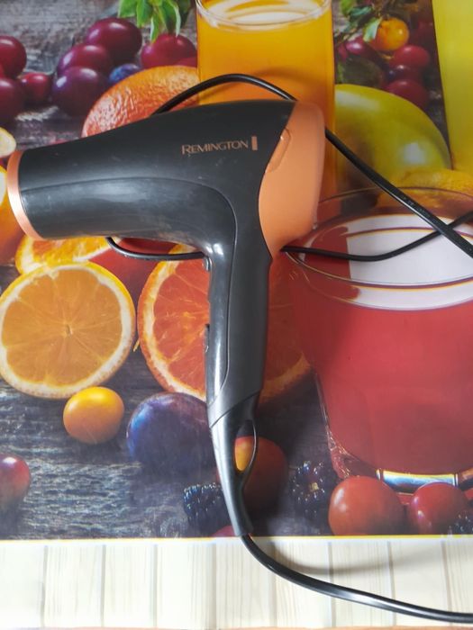 Uscator pentru păr Remington/feon