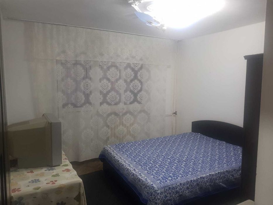 Închiriez apartament 2 camere, zona CET-NORD