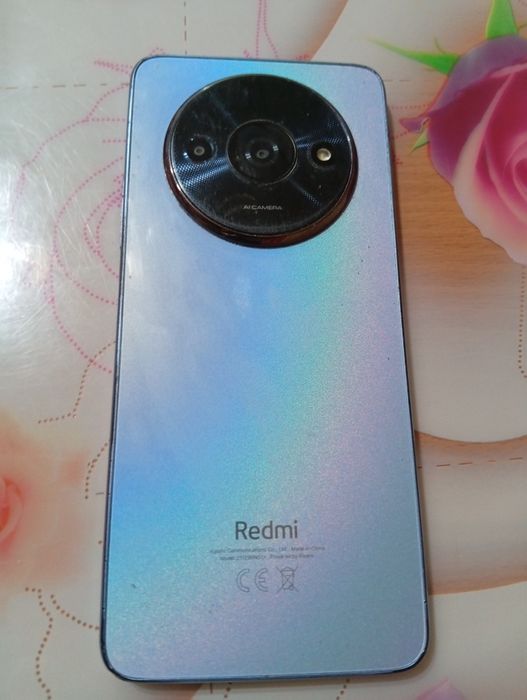 Продам телефон срочно