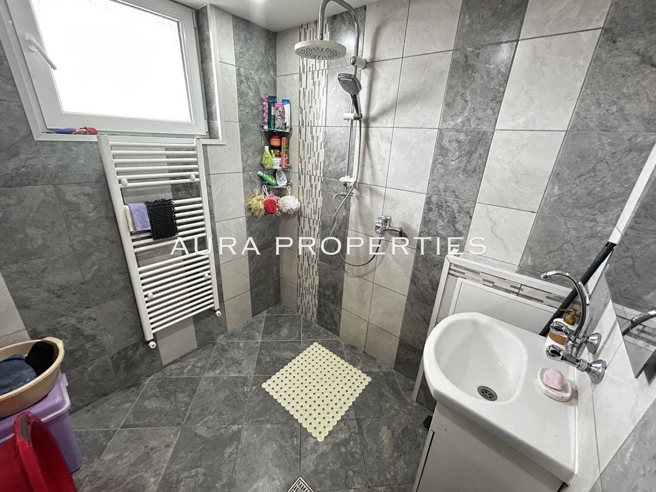 Дава се под наем Четиристаен апартамент в Разград, Варош - 100 кв.м за 510 € - Снимка #11