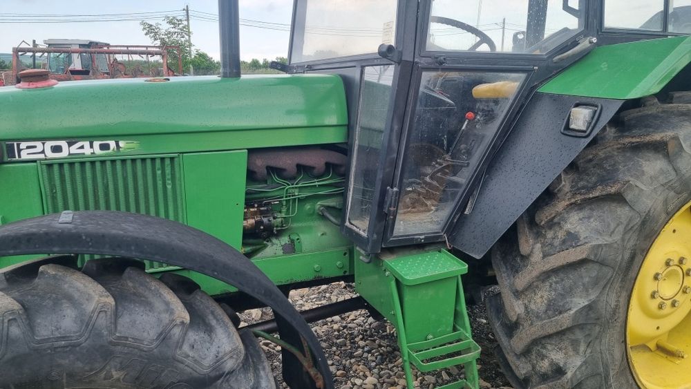 Tractor John Deere 1640  , fiat 415