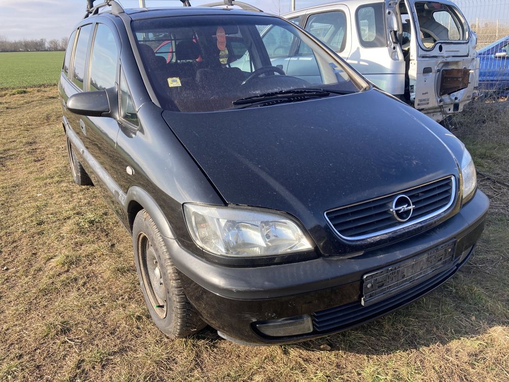 Продава се само на части Opel Zafira A 1.8 16v автоматик