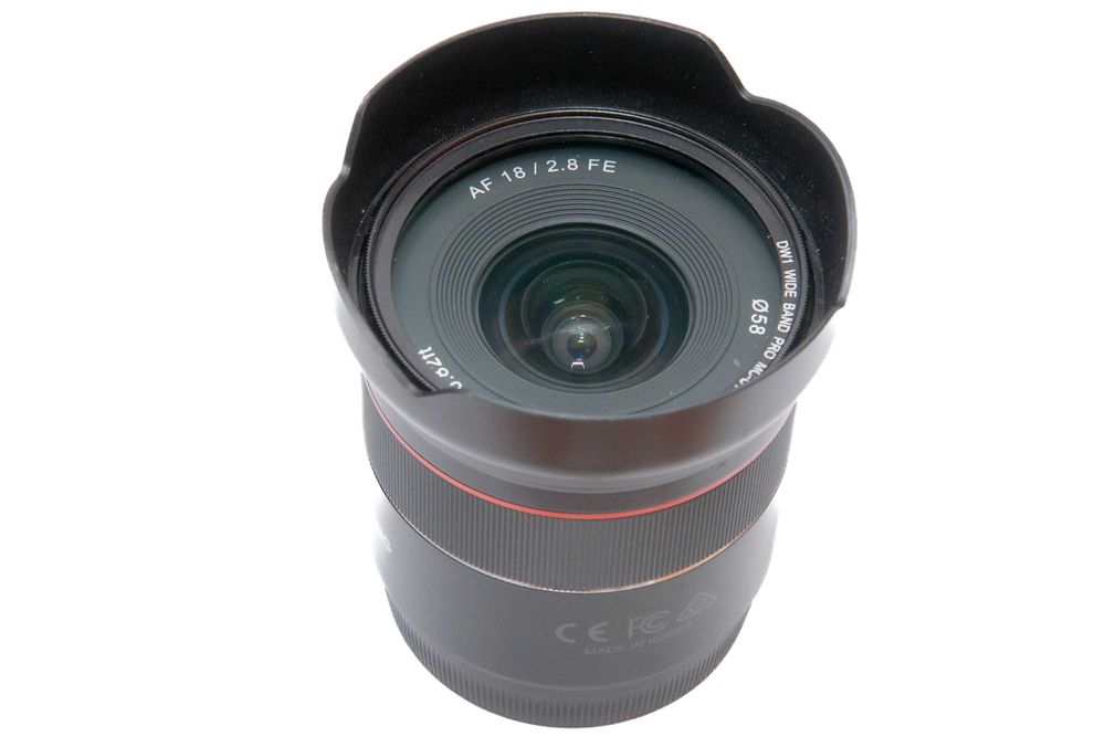 Obiectiv foto mirrorless Samyang 18 mm f/2.8 montura Sony