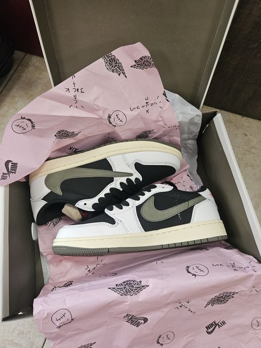 Маратонки Nike air force x travis scott